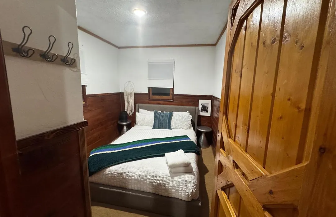 Three Pines Cabins-1