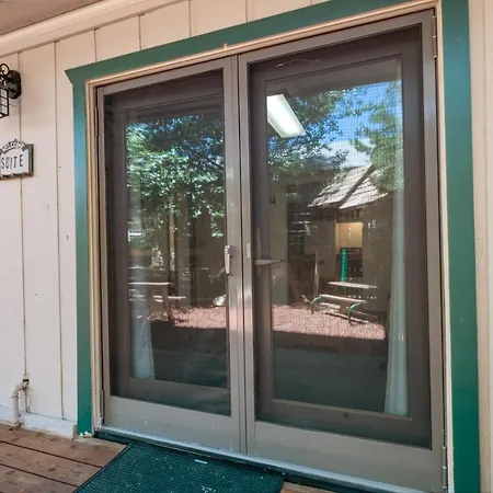 Big Bear Lake Front Lodge-2