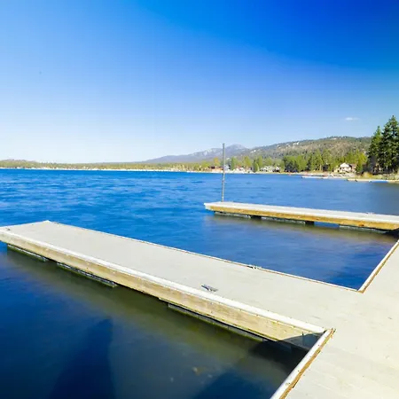 Lakefront Family Cabin By Big Bear Vacations-3