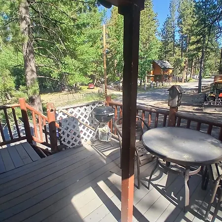 Big Bear Lake - Tulip Lane Cabin #22-2