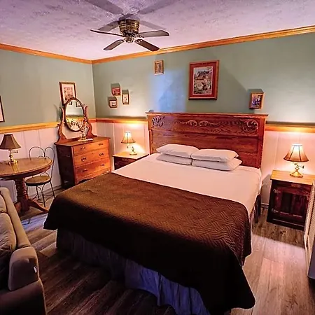 Cathy'S Cottages-2