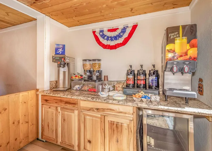 Big Bear Lake Front Lodge